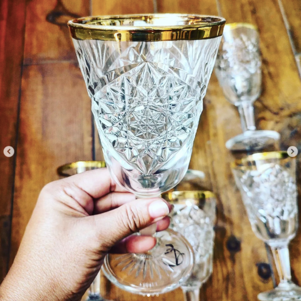Copo de Vinho Crystal Golden Rim - Image 2